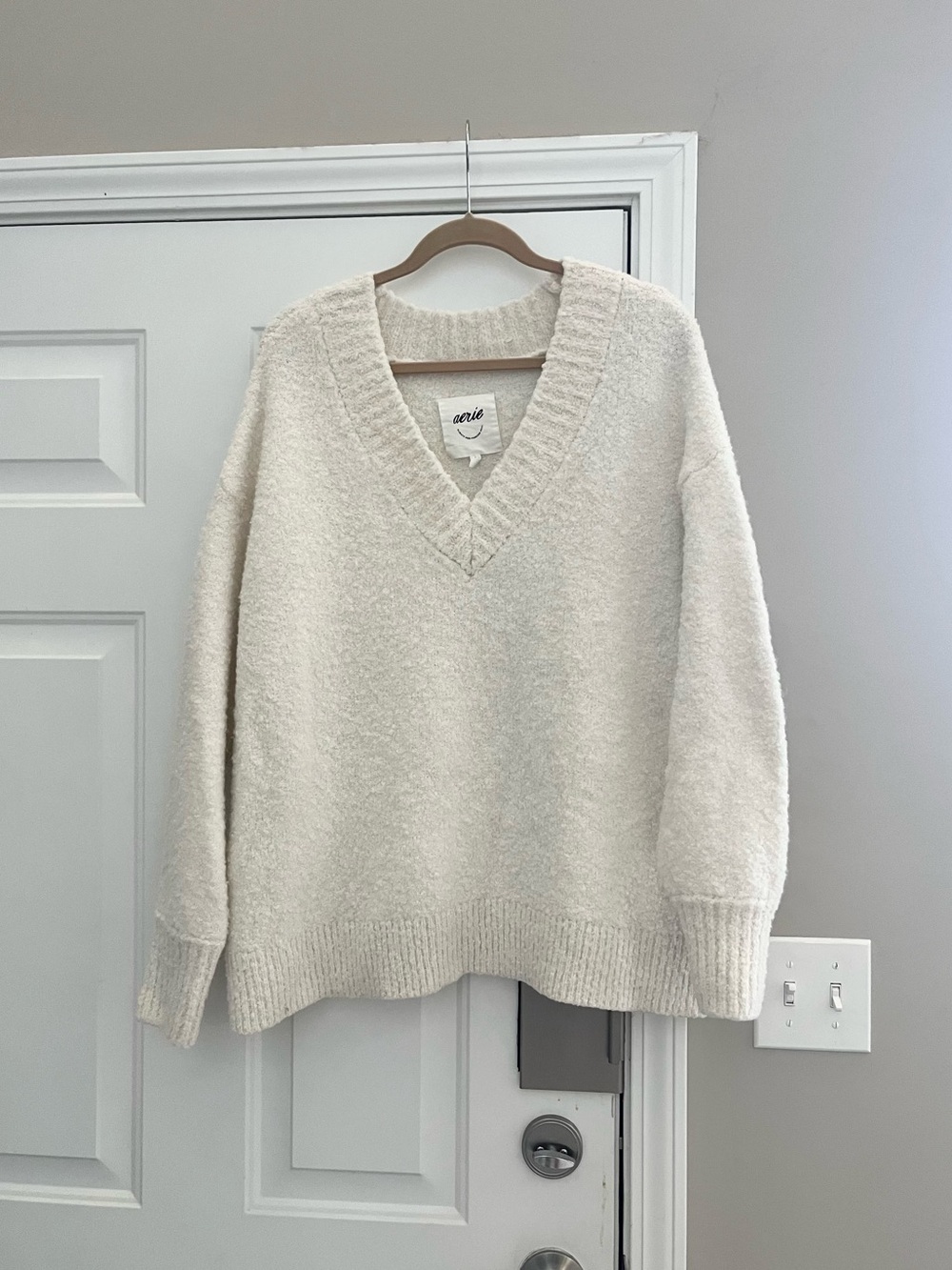 ‘Aerie Long Sleeved Sweater